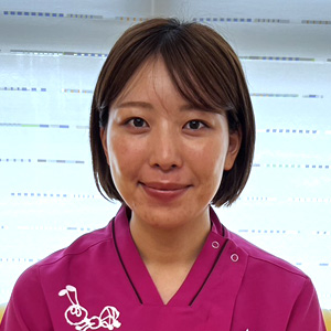 岩井 由貴
